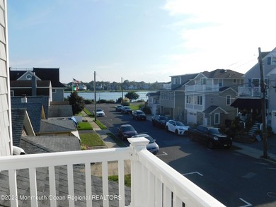 This beautifully crafted Jersy Shore home offers stylish - photo 16