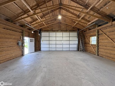 New Construction in Lakeshore Heights near Rathbun Lake! This - photo 19