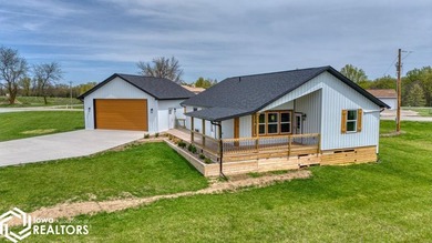 New Construction in Lakeshore Heights near Rathbun Lake! This - photo 22