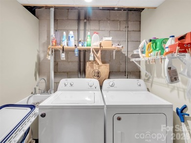 Come experience this beautifully updated mountain-view home in - photo 31