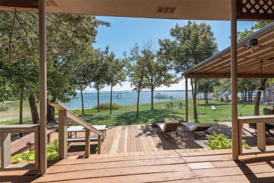 Lake Home For Sale in West Tawakoni, Texas