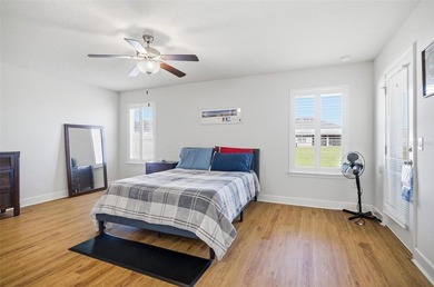 Welcome to this beautifully maintained Adams-built brick home - photo 34