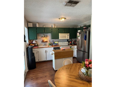 Take a look at this clean 3 bedroom home with a garage. The home - photo 10