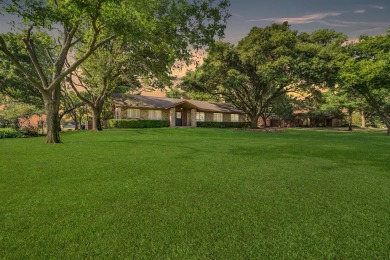 Lake Home For Sale in Waxahachie, Texas