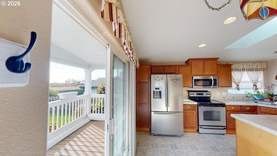 Oceanview living in a gated community. End of the road privacy - photo 13