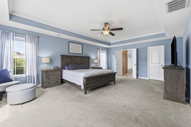 Welcome to this beautifully maintained 4-bedroom, 2-bath, 1 - photo 18