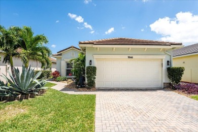 Lake Home For Sale in Port Saint Lucie, Florida