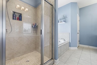 Welcome to this beautifully maintained 4-bedroom, 2-bath, 1 - photo 23