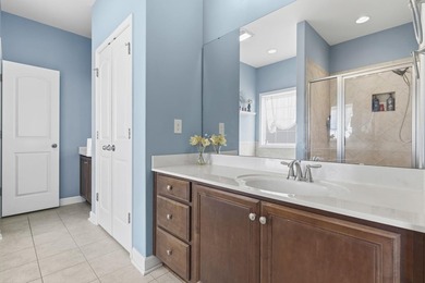 Welcome to this beautifully maintained 4-bedroom, 2-bath, 1 - photo 24