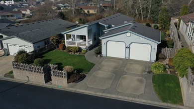 Oceanview living in a gated community. End of the road privacy - photo 30