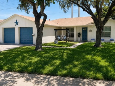 Welcome to this inviting 3 bedroom, 2 bath home in Portland's - photo 2