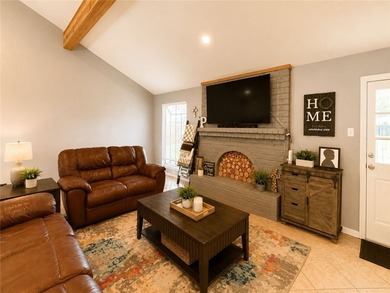 Welcome to this inviting 3 bedroom, 2 bath home in Portland's - photo 6