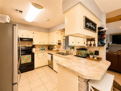 Welcome to this inviting 3 bedroom, 2 bath home in Portland's - photo 10