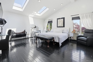 Experience refined living in this stunning and spacious - photo 13