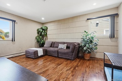 Experience refined living in this stunning and spacious - photo 20
