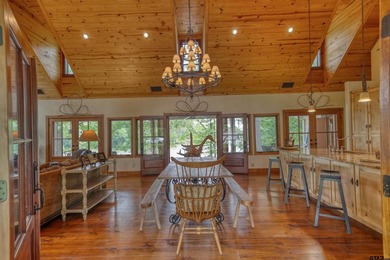 Awesome custom-built waterfront home on beautiful Lake Cypress - photo 21