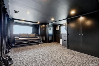 Experience refined living in this stunning and spacious - photo 23