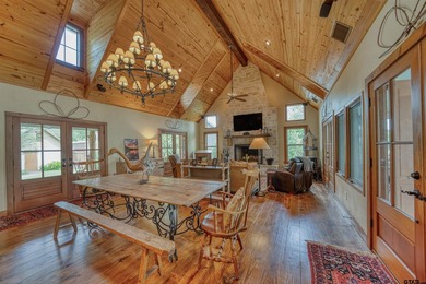 Awesome custom-built waterfront home on beautiful Lake Cypress - photo 26