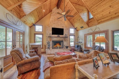 Awesome custom-built waterfront home on beautiful Lake Cypress - photo 27