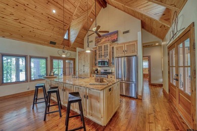 Awesome custom-built waterfront home on beautiful Lake Cypress - photo 28