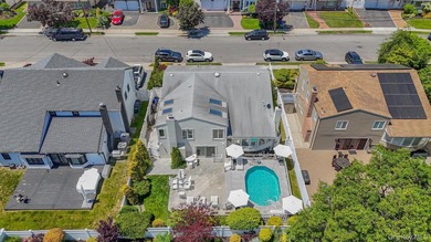 Experience refined living in this stunning and spacious - photo 31