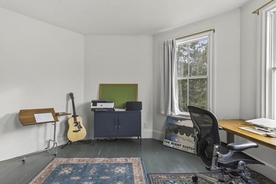 This beautiful Queen Anne style house embodies the perfect blend - photo 40