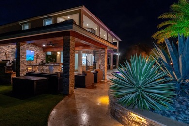 MOVE IN READY LUXURY LAKEFRONT HOME IN BOCA RATON, FLORIDA. THIS - photo 53