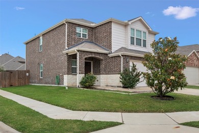 Welcome to this beautiful two story traditional home situated on - photo 3