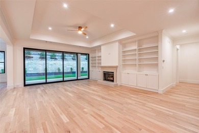 Welcome to this exceptional modern farmhouse nestled within the - photo 4