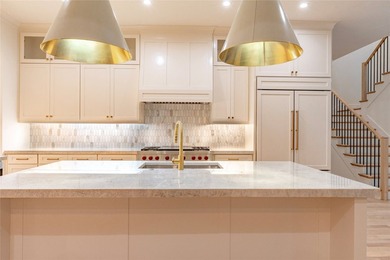 Welcome to this exceptional modern farmhouse nestled within the - photo 8