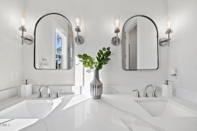 Designed by Gold Leaf Ventures LLC for how you actually live - photo 25