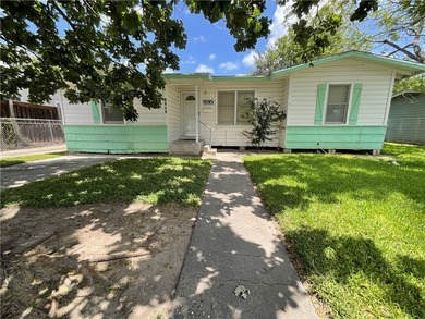 Opportunity awaits at 1202 Zarsky! If you've been looking for a - photo 1
