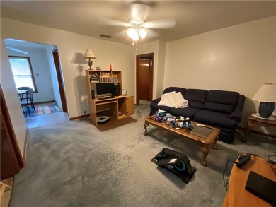 Opportunity awaits at 1202 Zarsky! If you've been looking for a - photo 6