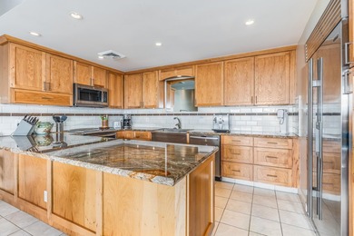 Enjoy breathtaking unobstructed ocean, neighbor island, and - photo 15