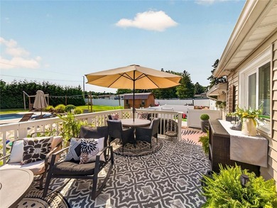 WOW...WOW...WOW! Vacation at Home! This stunning ranch-style - photo 17