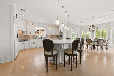 The National Custom Estate Home Overlooking #5 Fairway! Elegant - photo 17