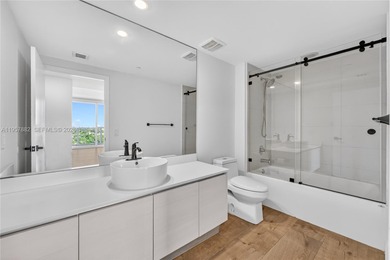 3-bedroom, 2-bath residence with exceptional views in Edgewater