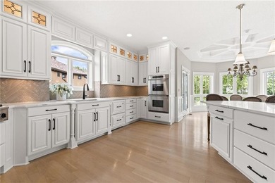 The National Custom Estate Home Overlooking #5 Fairway! Elegant - photo 24