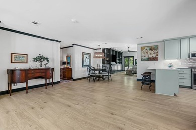 Biloxi DREAM house! Modern features & upgrades with all of the - photo 6