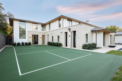 New construction masterpiece by Hudson Construction Group and