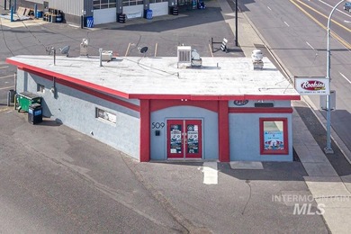 Lake Lot For Sale in Clarkston, Washington