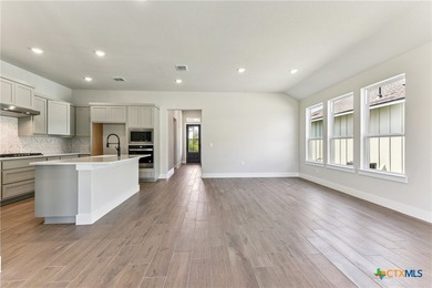 Emory plan with upgraded kitchen, quartz countertops, tile - photo 4