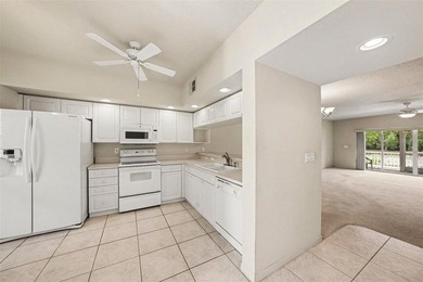 First-floor 3-bedroom, 2-bath condo in Largo with direct - photo 11