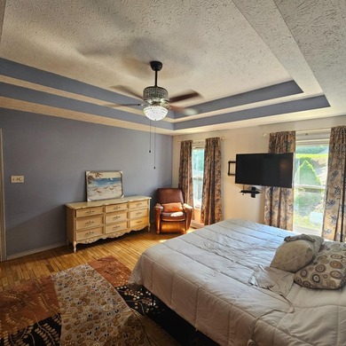 Looking for a spacious 4 bedroom 3.5 bathroom home with a full - photo 21