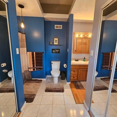 Looking for a spacious 4 bedroom 3.5 bathroom home with a full - photo 25