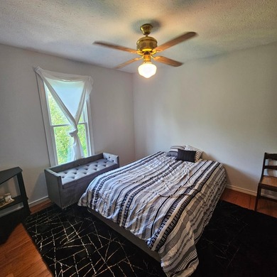 Looking for a spacious 4 bedroom 3.5 bathroom home with a full - photo 29
