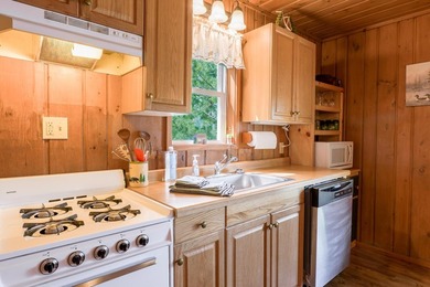 Legacy lakefront on Tomahawk Lake, the King of Lakes, in - photo 34