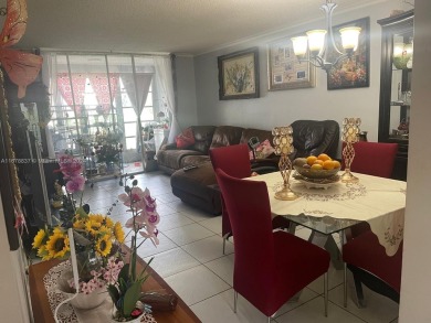 (private lake, pond, creek) Condo For Sale in Sunrise Florida