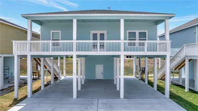 Welcome to *Texas Tides* a beautiful 3 bedroom 2 bath home in - photo 1