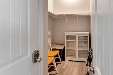 Welcome to *Texas Tides* a beautiful 3 bedroom 2 bath home in - photo 9